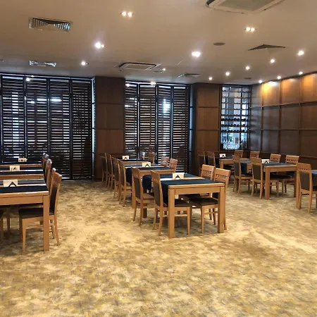Vitosha Park - Free Indoor Pool & Parking Szálloda 4*