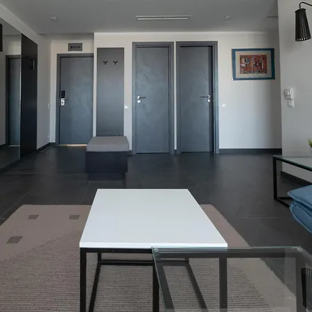Vitosha Park - Free Indoor Pool & Parking 4* Szófia