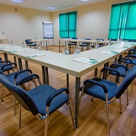 Vitosha Park - Free Indoor Pool & Parking 4* София