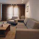 Vitosha Park - Free Pool & Gym 4* Szófia