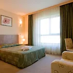 Vitosha Park - Free Pool & Gym 4* Σόφια