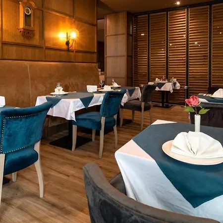 Vitosha Park Hotel - Free Pool & Parking Hotel