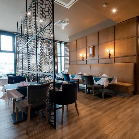 Vitosha Park Hotel - Free Pool & Parking Szálloda 4*