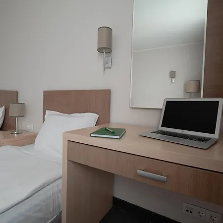 Vitosha Park - Free Indoor Pool & Parking Хотел