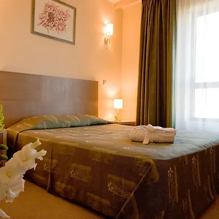 Hotel Vitosha Park - Free Pool & Gym 4*