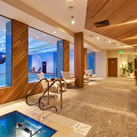 Vitosha Park - Free Indoor Pool & Parking 4*