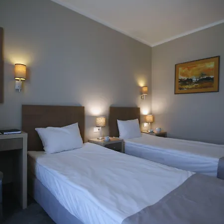 Vitosha Park - Free Indoor Pool & Parking 호텔 소피아