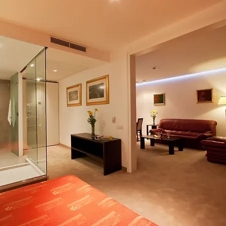 Hotel Vitosha Park Hotel - Free Pool & Parking Sofia