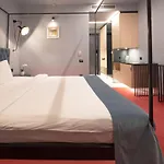 Vitosha Park - Free Pool & Gym 4* صوفيا