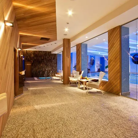 酒店 Vitosha Park - Free Pool & Gym 索菲亞