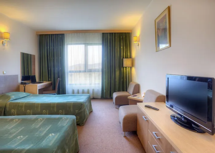 Vitosha Park - Free Pool & Parking 4* صوفيا