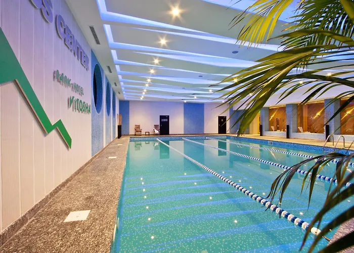 فندق Vitosha Park - Free Pool & Parking 4*