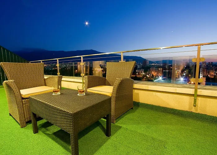 Vitosha Park - Free Pool & Parking 4* صوفيا