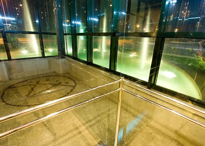 فندق Vitosha Park - Free Pool & Parking صوفيا