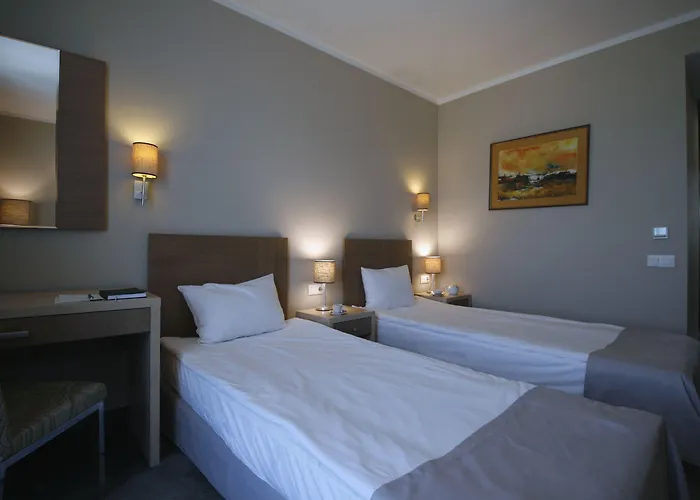 Vitosha Park - Free Pool & Parking فندق صوفيا